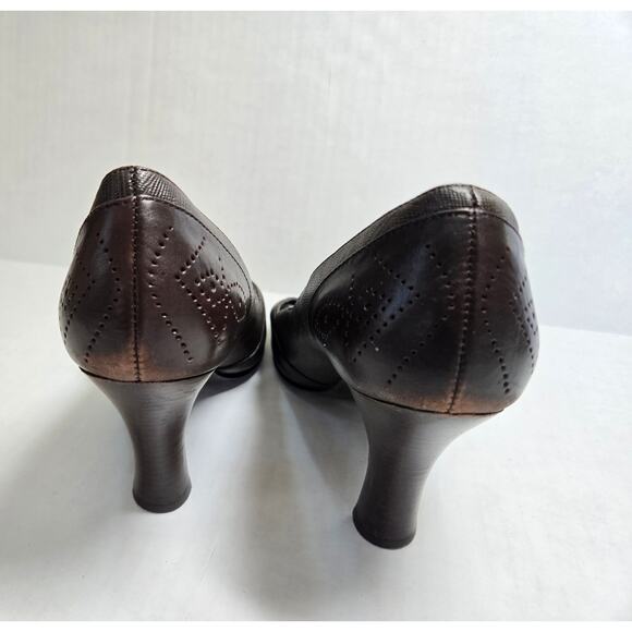 Etienne Aigner Bossy Dark Brown Peep Toe Mary Jane Pump Heels Womens 7.5 M - Picture 6 of 9